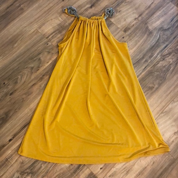 Mt Collection dress - Picture 4 of 8